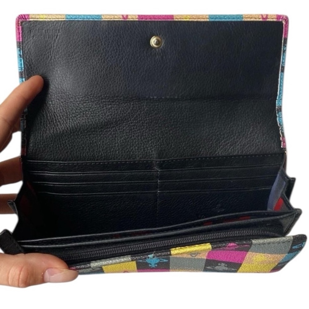 Vivian Westwood Anglomania-  Vibrant Checkered Long Wallet with Orb Design - Picture 2 of 4